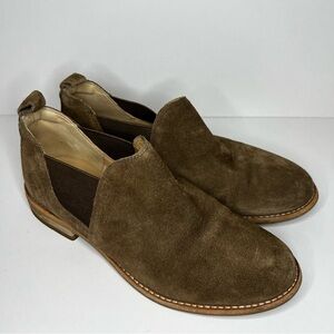 Clarks Edenvale Page Distressed Suede Vert‎ Olive Slip On Booties